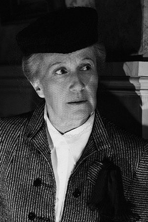 Elsa Bassermann in Dr. Schotte