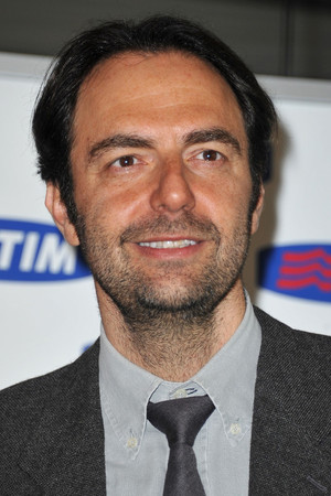 Neri Marcorè in The Infinite