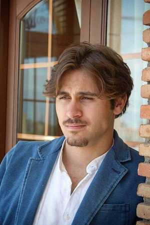 Gonzalo Cortés in Siempre es Otoño