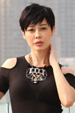 Paulyn Sun in Sara