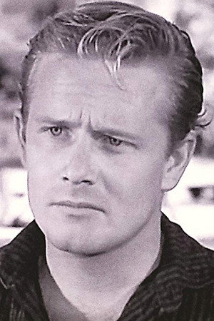 Chuck Courtney in Billy the Kid Versus Dracula