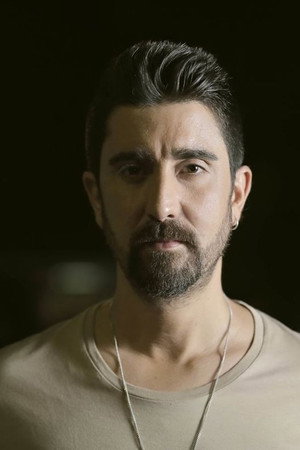 Álex Ubago in Hour and Twenty
