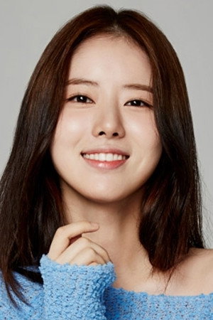 Han Ji-sun in The Isle