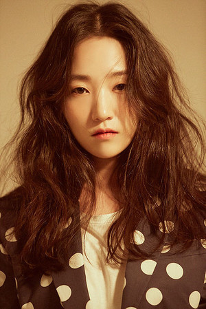 Kim Yae-eun in Night Working