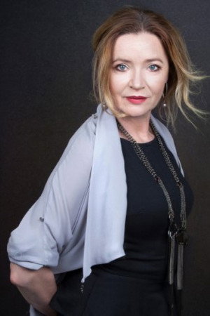 Vesna Jevnikar in Maya and the Starboy
