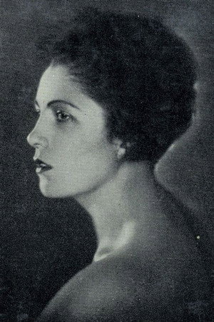Carola Neher in The 3 Penny Opera