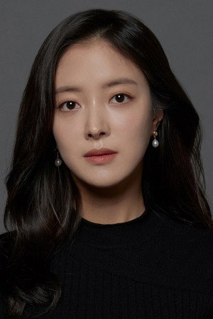 Lee Se-young in Lingering