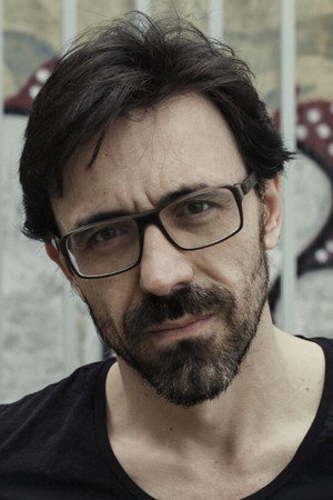 Israel Elejalde in The Bird Spider