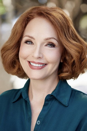 Amy Yasbeck in The Mask