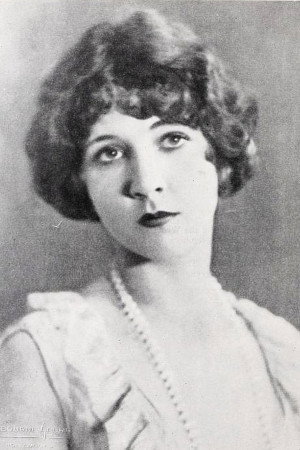 Julanne Johnston in The Thief of Bagdad