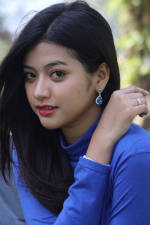 Adinda Halona in I Know When You Dead