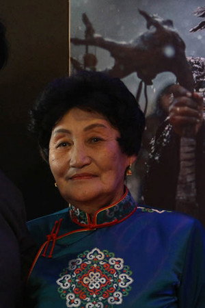 Tserendarizav Dashnyam in Khadak