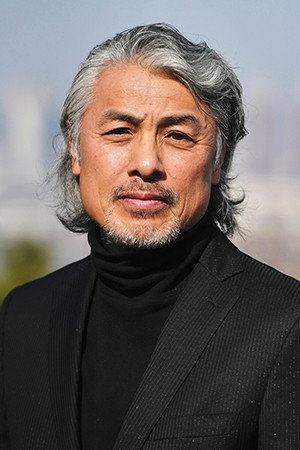 Shun Nakayama in Flower   Snake