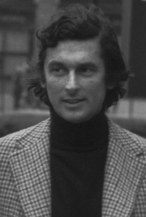 Robert Evans in The Fiend Who Walked the West