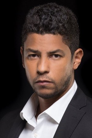 Héctor Aníbal in Las pequeñas cosas