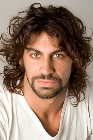 Giacomo Gonnella in Chaotic Ana