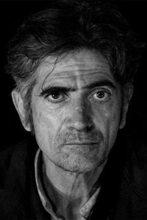 Pablo Cedrón in The Aura
