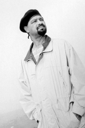Ildo Lobo in Ildo Lobo: A Voz Eterna de Cabo Verde