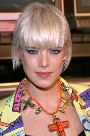 Agyness Deyn in Sunset Song