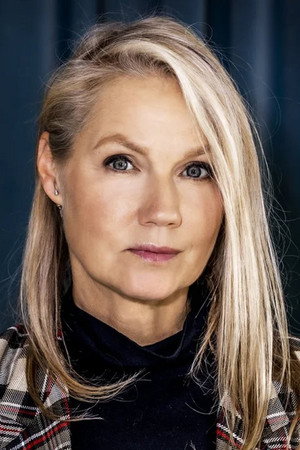Tova Magnusson in Four More Years