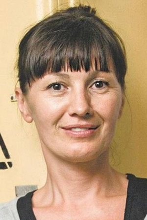 Larysa Rusnak in Evacuation