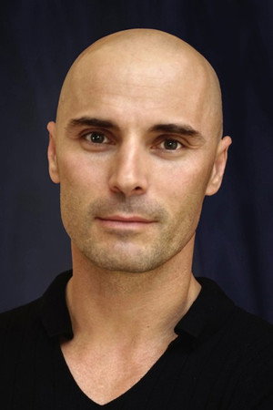 Viktor Kee in Cirque du Soleil: Dralion