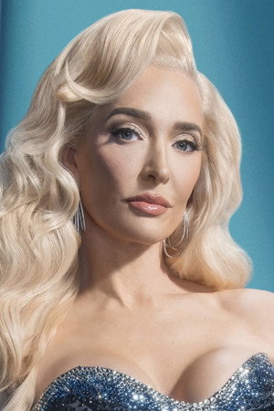 Erika Girardi in The Housewife and the Hustler