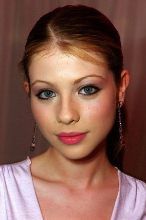 Michelle Trachtenberg in Inspector Gadget
