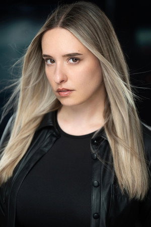 Hannah Klamann in Keeping Christmas Together