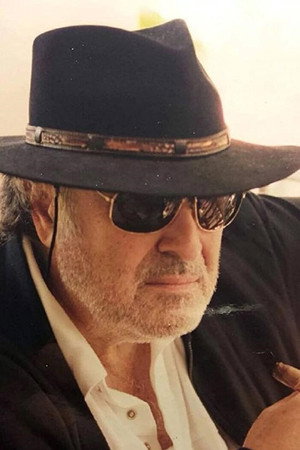 Richard C. Sarafian in Bound