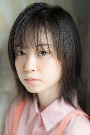 Kyoka Shibata in Drawing Closer