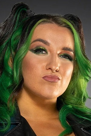 Chloe Smyth in RevPro: How To Start A Revolution