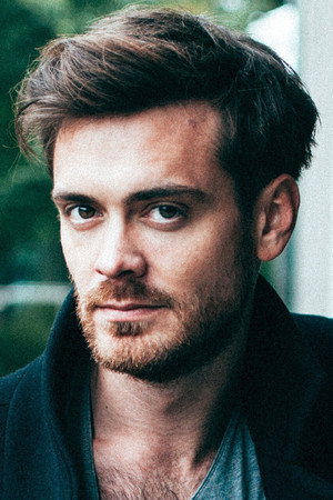Sebastian Fräsdorf in Transactions - Geld für Mutter nach Simbabwe
