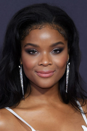 Ajiona Alexus in Breaking In