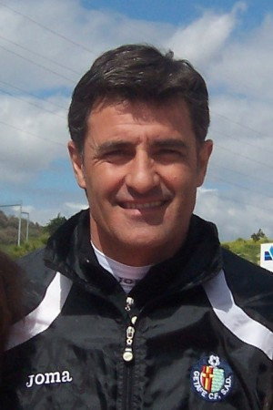 Michel González in Juanito