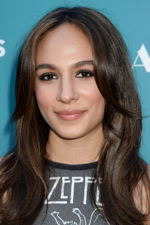 Aurora Perrineau in Boo