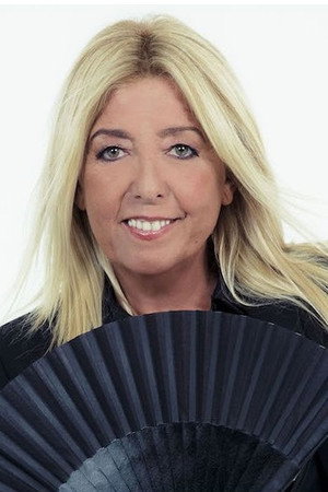 Angela Lorente in Loana Story : Le destin brisé d'une icône