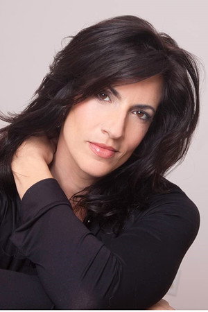 Cathy DeBuono in Along Came Wanda