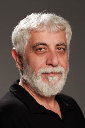 Suat Sungur in Hayatımız Roman