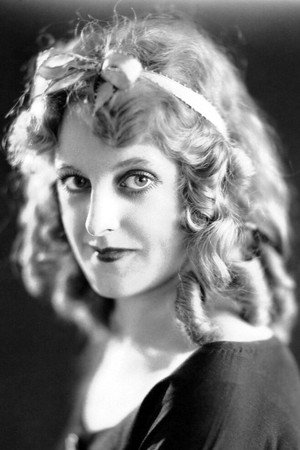 Ella Hall in The Great Reward