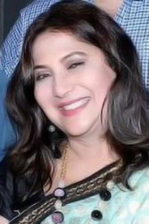 Nivedita Joshi Saraf in De Dana Dan