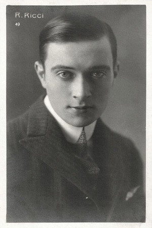 Renzo Ricci in I Am Semiramis