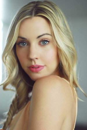 Samantha Cope in Frankie Meets Jack