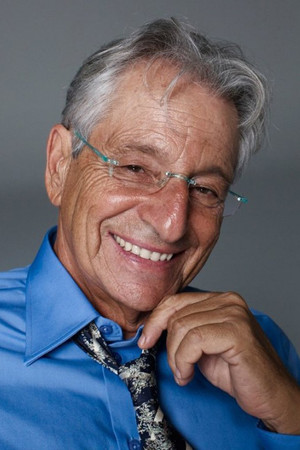 Fernando Gabeira in Maya and the Wave
