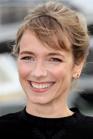 Julie-Anne Roth in Good Old Daze