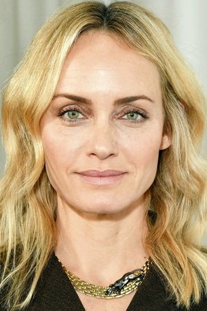 Amber Valletta in Hitch
