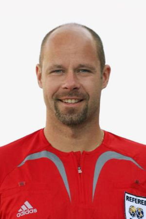 Martin Hansson in The Referee