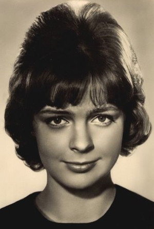 Sabine Sinjen in Crooks in Clover