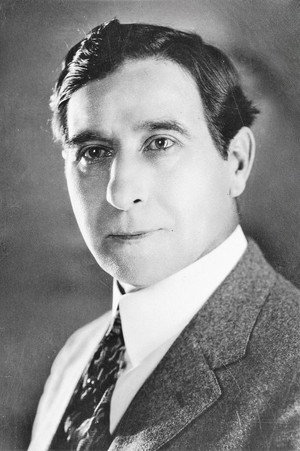 Paul Panzer in Tarzan the Tiger