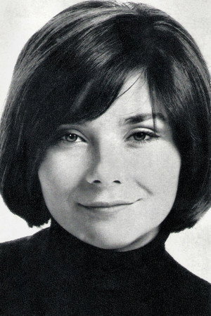 Macha Méril in The Defector